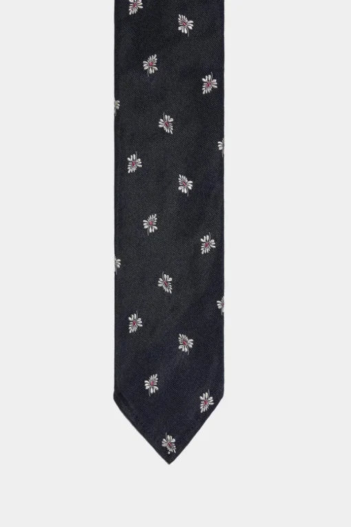 D2 Classic Tie
